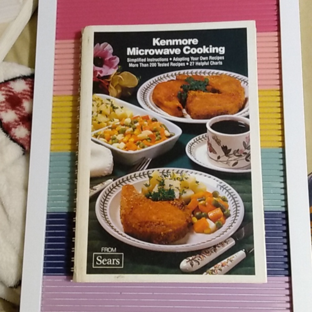 Vtg 1980 Kenmore microwave cooking cookbook